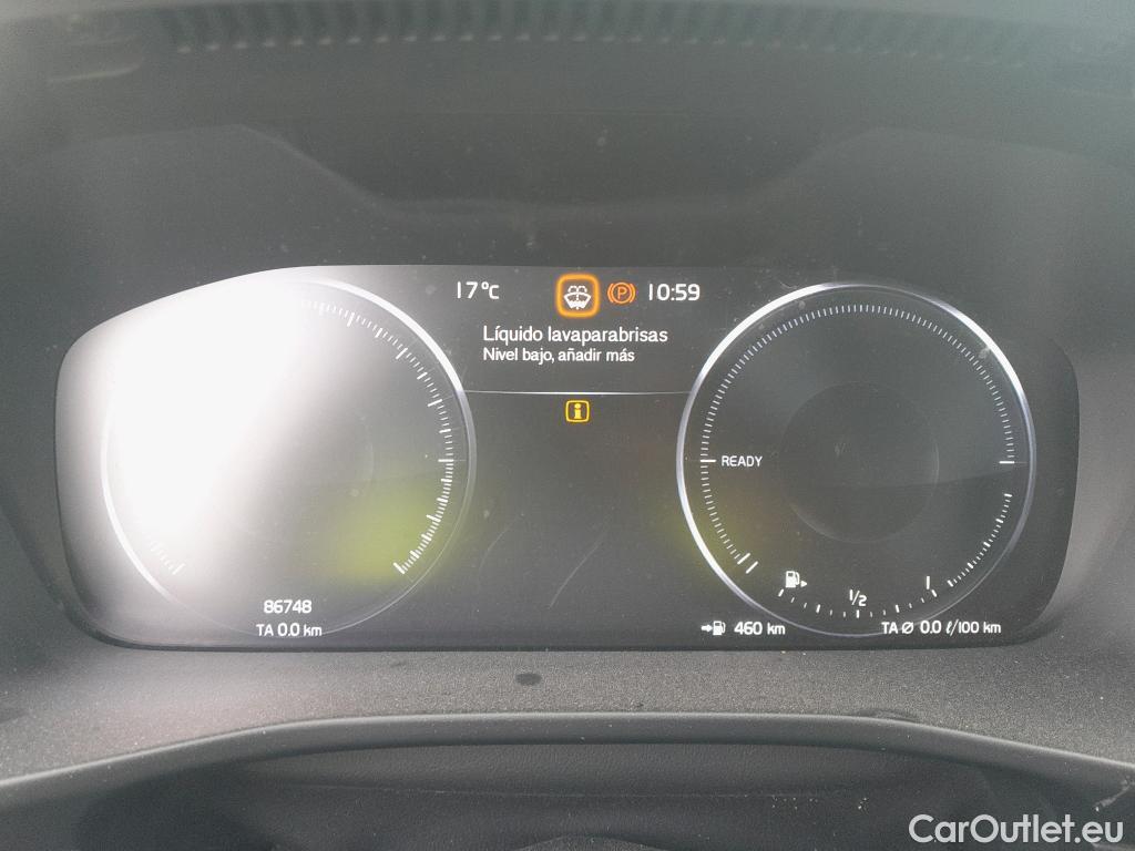 Volvo  XC 40 VOLVO XC40 / 2017 / 5P / todoterreno 1.5 T4 Twin Recharge Inscription Ex Auto #19