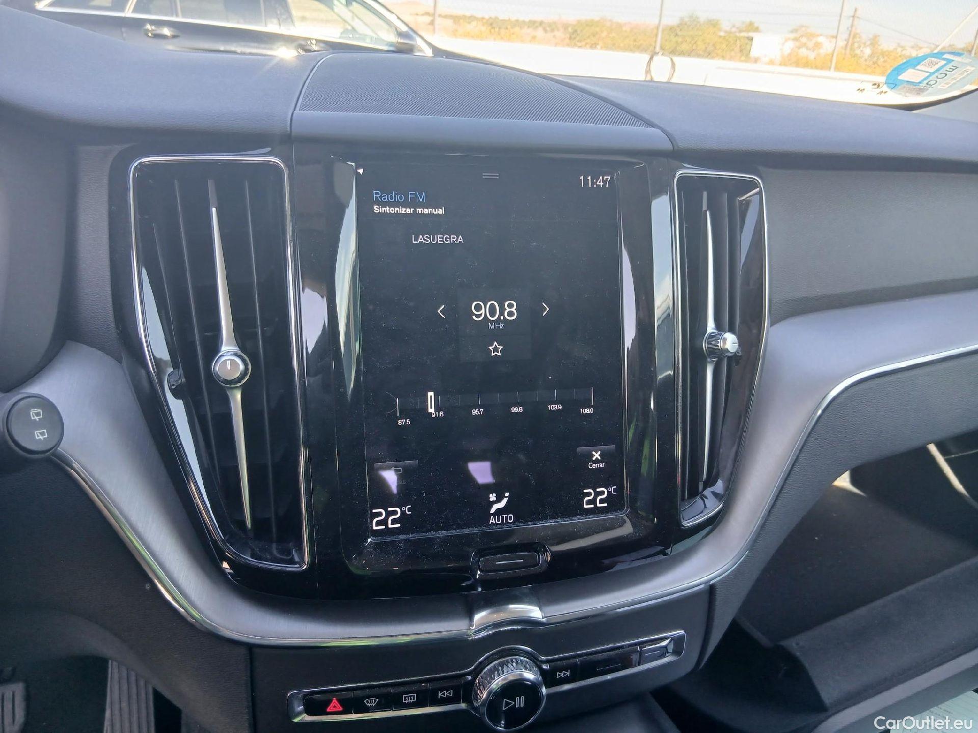 Volvo  XC60 VOLVO  / 2017 / 5P / todoterreno 2.0 B4 D Momentum Auto #11