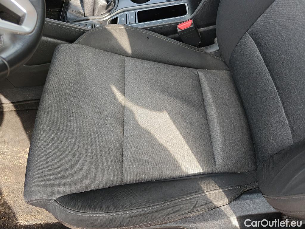 Hyundai  Tucson HYUNDAI  / 2018 / 5P / todoterreno 1.6 CRDI 85kW (116CV) 48V SLE 4X2(SP)(SL) #49