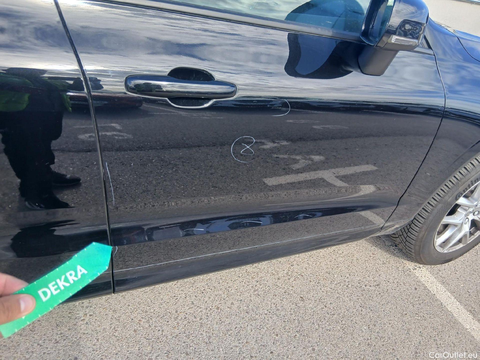Volvo  XC60 VOLVO  / 2017 / 5P / todoterreno 2.0 B4 D Momentum Auto #25