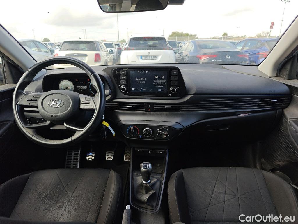 Hyundai  Bayon HYUNDAI  / 2021 / 5P / todoterreno 1.2 MPI Maxx #3