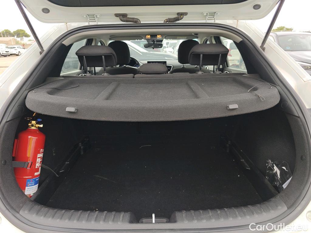 KIA  XCeed KIA  / 2022 / 5P / todoterreno 1.0 T-GDi Drive 88kW (120CV) #8
