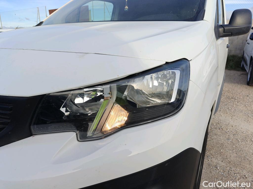 Peugeot  Partner PEUGEOT  / 2018 / 4P / furgón derivado de turismo Premium Standard 600kg BlueHDi 73kW #15