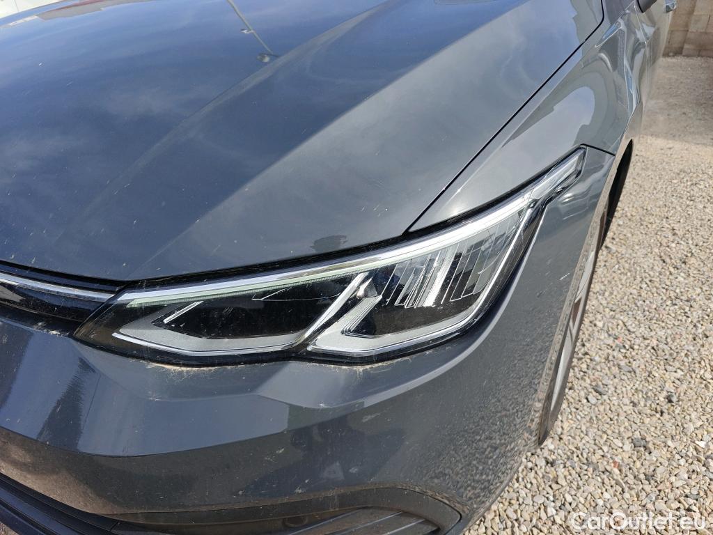 Volkswagen  Golf  VOLKSWAGEN / 2020 / 5P / berlina con portón Life 2.0 TDI 85kW (115CV) #16