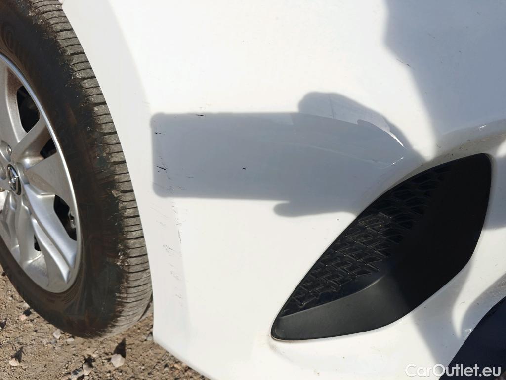 Toyota  Yaris MAZDA Mazda2 / 2019 / 5P / berlina con portón 1.5 85 kW (116 CV) CVT Centre-line (AC) #22