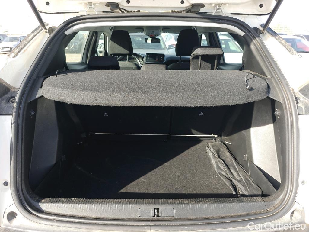 Peugeot  2008 PEUGEOT  / 2019 / 5P / todoterreno Active BlueHDI 81kW (110CV) #8