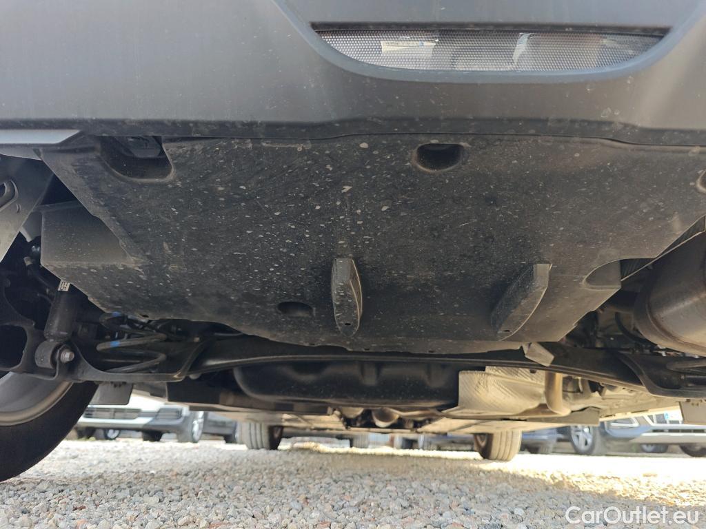 Toyota  Yaris MAZDA Mazda2 / 2019 / 5P / berlina con portón 1.5 85 kW (116 CV) CVT Centre-line (AC) #11