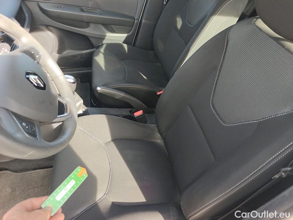 Renault  Clio RENAULT  / 2016 / 5P / berlina con portón Business dCi 55kW (75CV) -18 #14