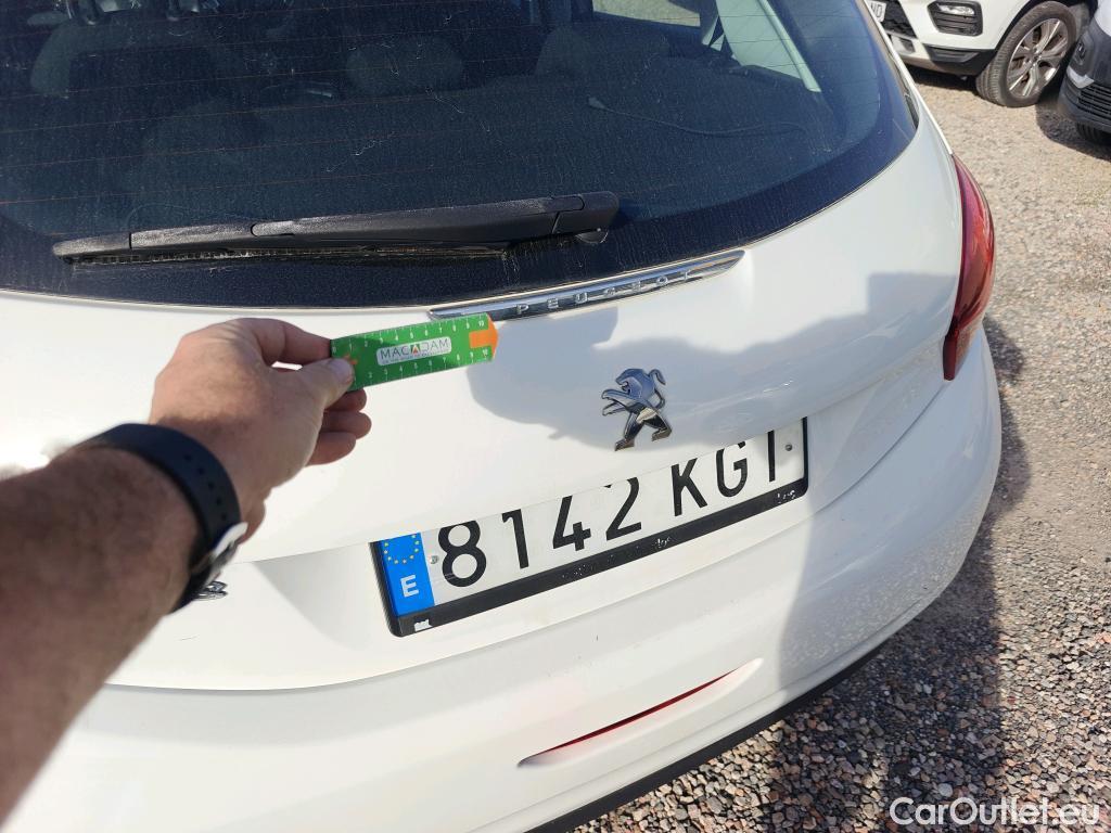 Peugeot  208 PEUGEOT  5p 1G berlina con portón 5P ACCESS 1.6 BlueHDi 55KW (75CV) #15
