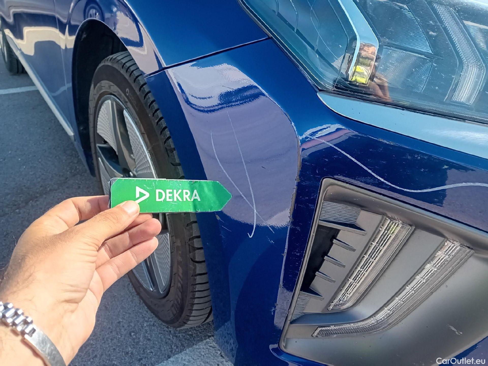 Hyundai   Ioniq HYUNDAI / 2019 / 5P / berlina con portón 1.6 GDI HEV Tecno DCT #4