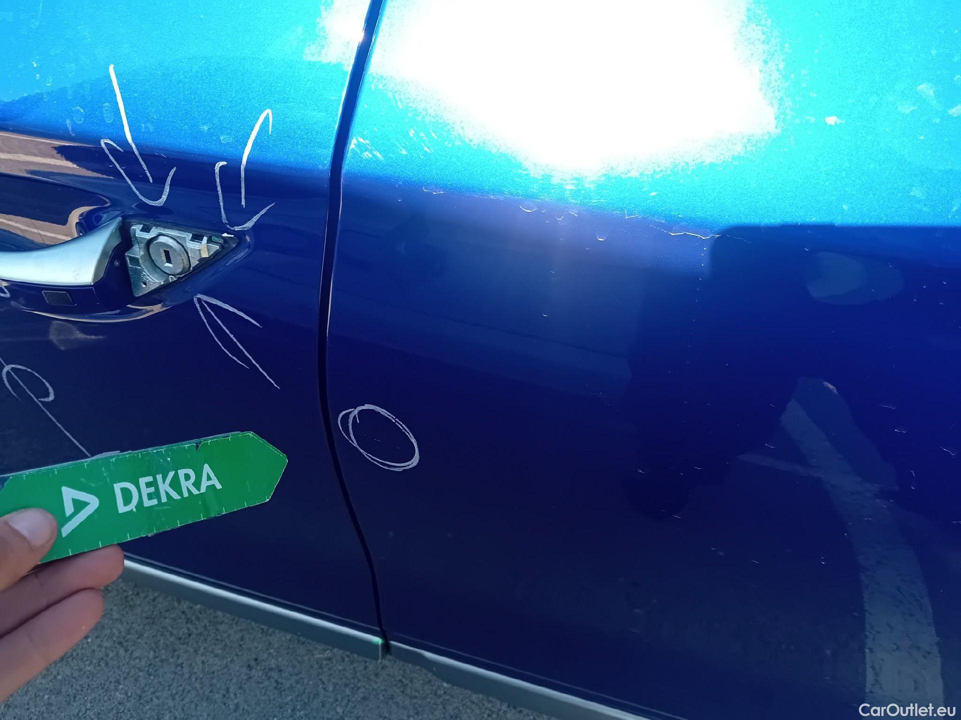 Hyundai   Ioniq HYUNDAI / 2019 / 5P / berlina con portón 1.6 GDI HEV Tecno DCT #16