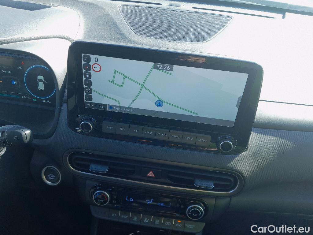Hyundai  Konna HYUNDAI Kona / 2020 / 5P / todoterreno 1.6 GDI HEV Style Sky DCT #15