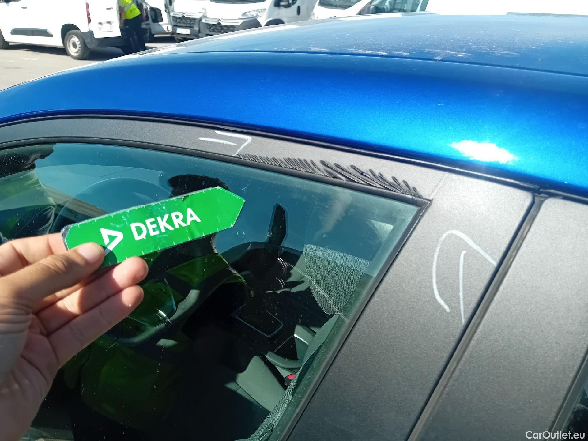 Hyundai   Ioniq HYUNDAI / 2019 / 5P / berlina con portón 1.6 GDI HEV Tecno DCT #22