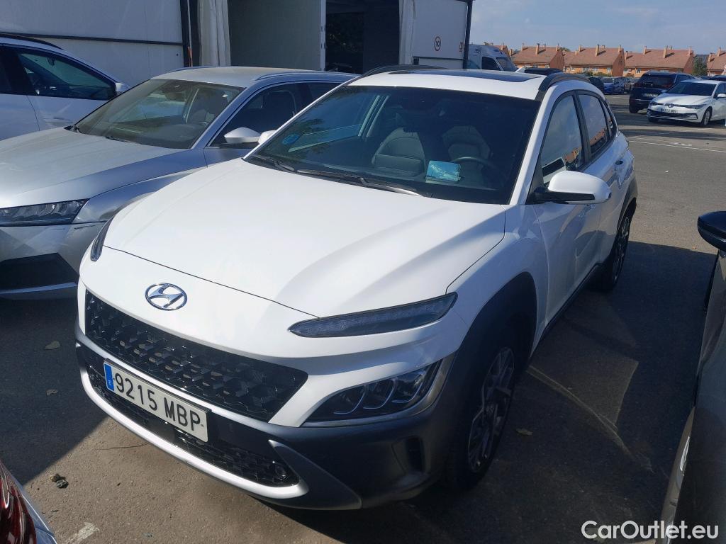 Hyundai  Konna HYUNDAI Kona / 2020 / 5P / todoterreno 1.6 GDI HEV Style Sky DCT #1