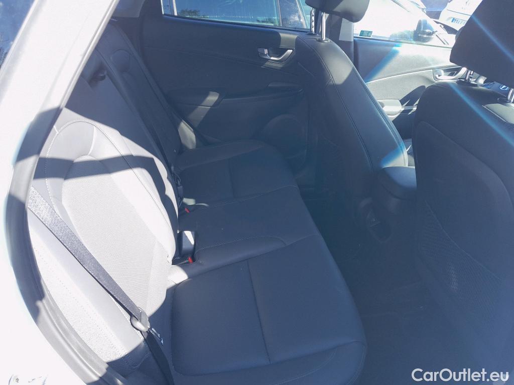 Hyundai  Konna HYUNDAI Kona / 2020 / 5P / todoterreno 1.6 GDI HEV Style Sky DCT #7