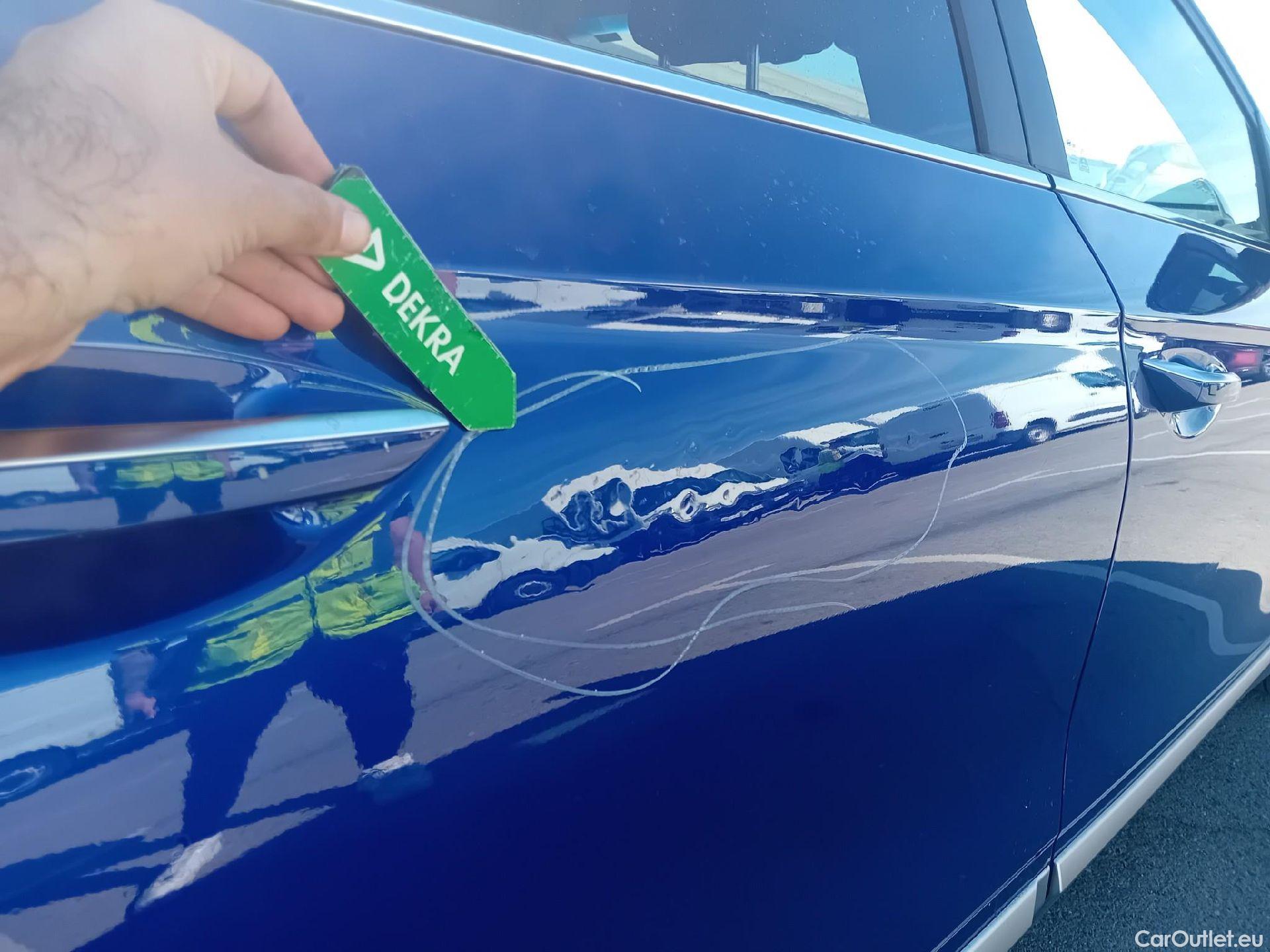 Hyundai   Ioniq HYUNDAI / 2019 / 5P / berlina con portón 1.6 GDI HEV Tecno DCT #31