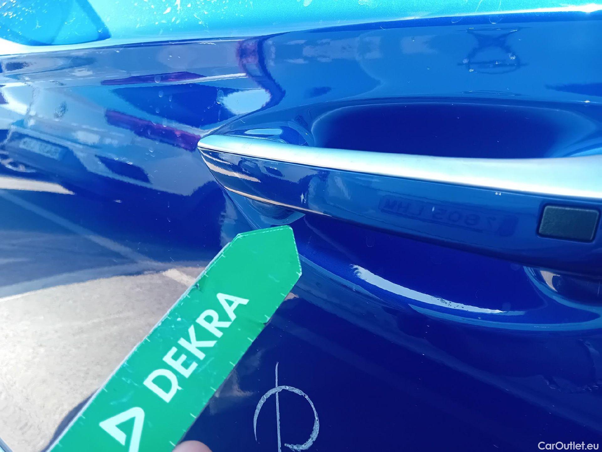 Hyundai   Ioniq HYUNDAI / 2019 / 5P / berlina con portón 1.6 GDI HEV Tecno DCT #15
