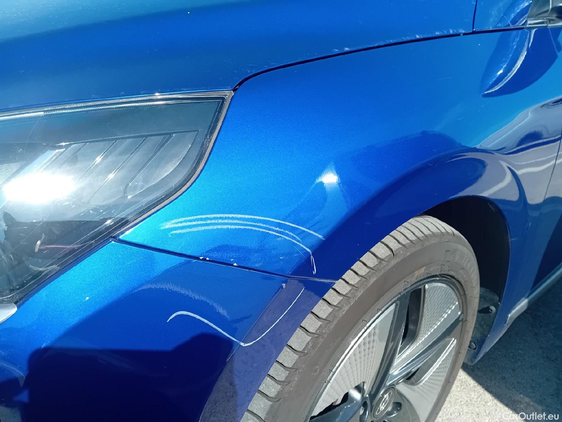 Hyundai   Ioniq HYUNDAI / 2019 / 5P / berlina con portón 1.6 GDI HEV Tecno DCT #7