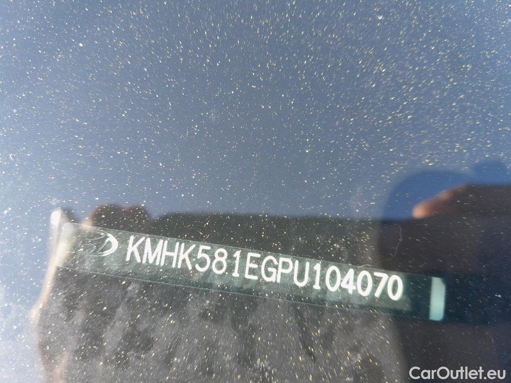 Hyundai  Konna HYUNDAI Kona / 2020 / 5P / todoterreno 1.6 GDI HEV Style Sky DCT #19