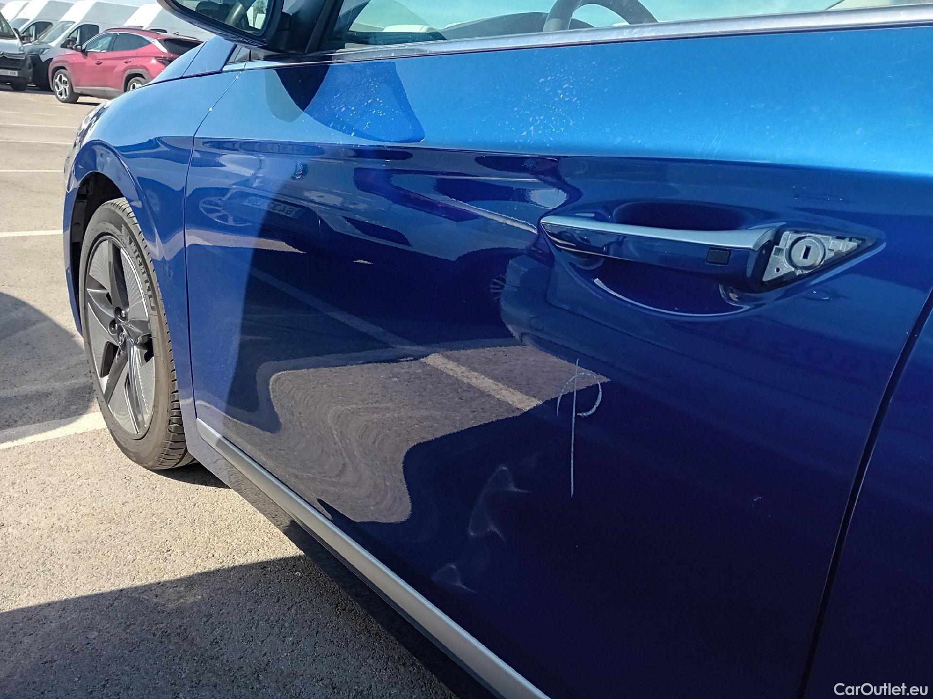 Hyundai   Ioniq HYUNDAI / 2019 / 5P / berlina con portón 1.6 GDI HEV Tecno DCT #11