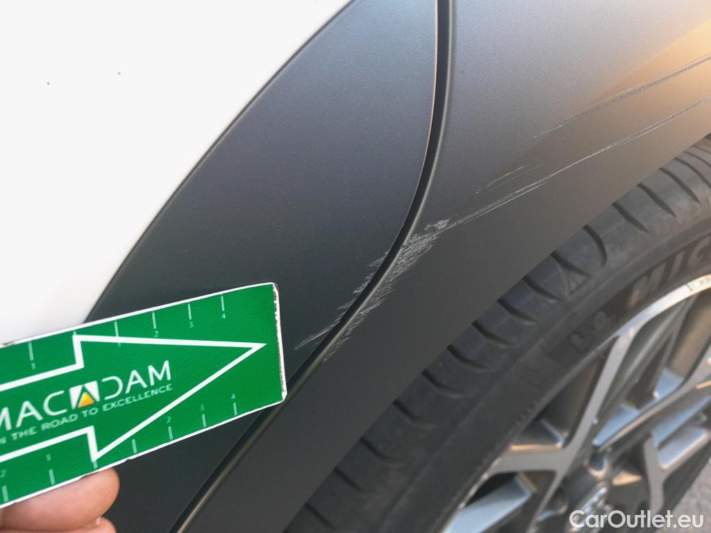 Hyundai  Konna HYUNDAI Kona / 2020 / 5P / todoterreno 1.6 GDI HEV Style Sky DCT #39