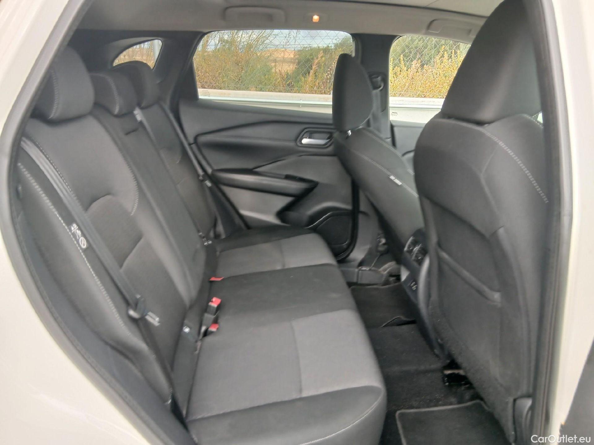 Nissan  Qashqai NISSAN  / 2021 / 5P / todoterreno DIG-T 103kW (140CV) mHEV 4x2 N-Connecta #7