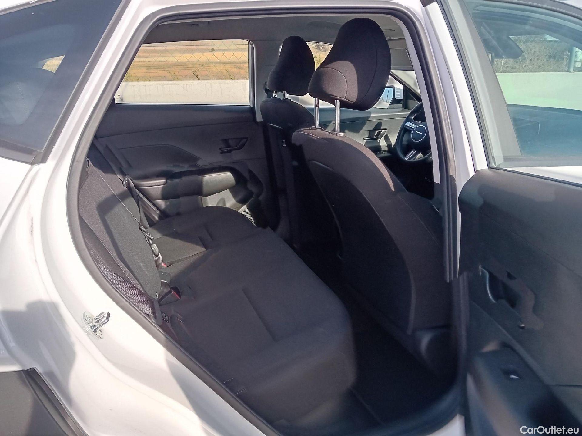 Hyundai  Konna HYUNDAI Kona / 2023 / 5P / todoterreno 1.6 GDI HEV Maxx DCT #7