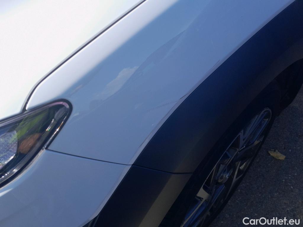 Hyundai  Konna HYUNDAI Kona / 2020 / 5P / todoterreno 1.6 GDI HEV Style Sky DCT #40