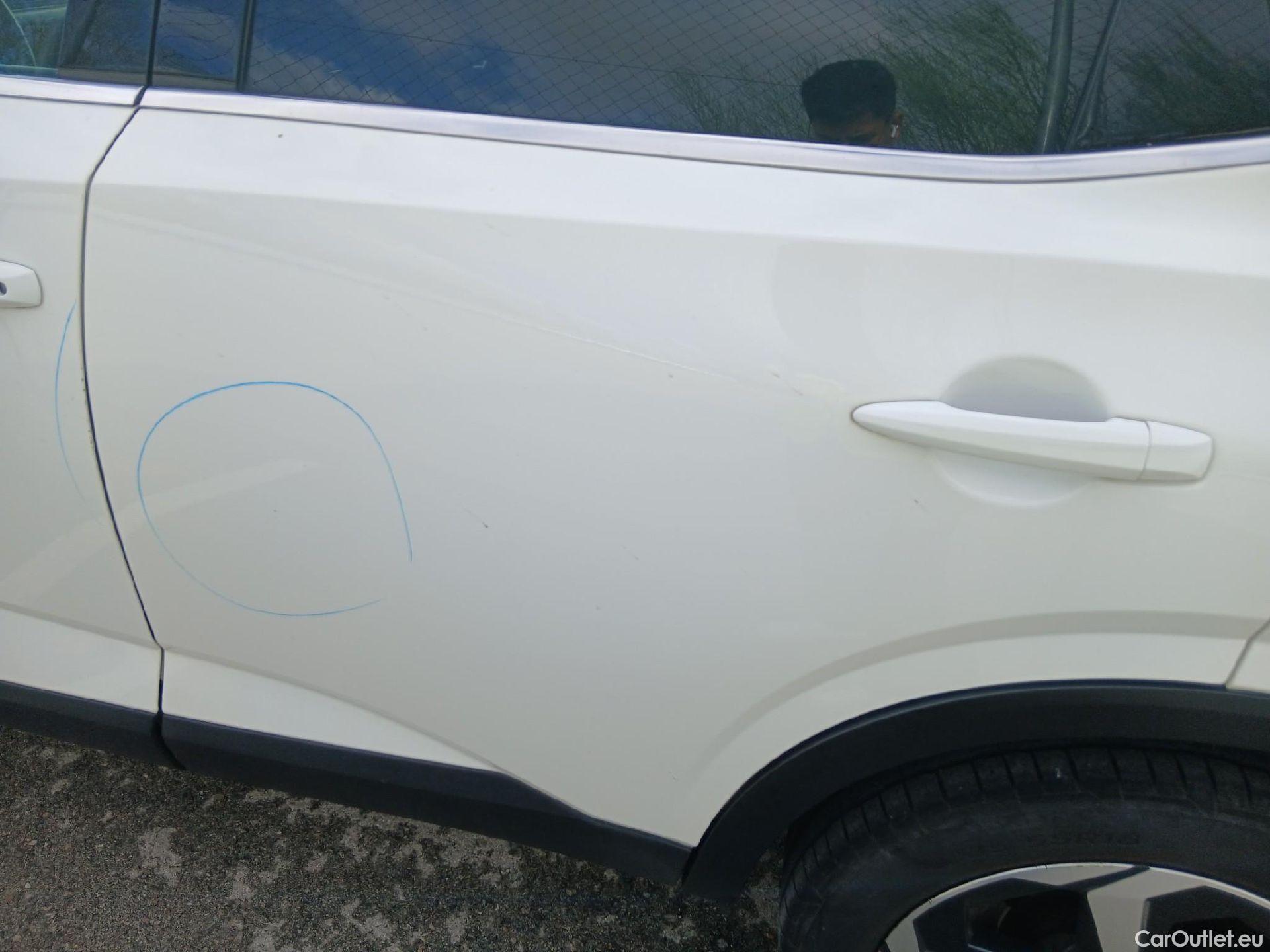 Nissan  Qashqai NISSAN  / 2021 / 5P / todoterreno DIG-T 103kW (140CV) mHEV 4x2 N-Connecta #16