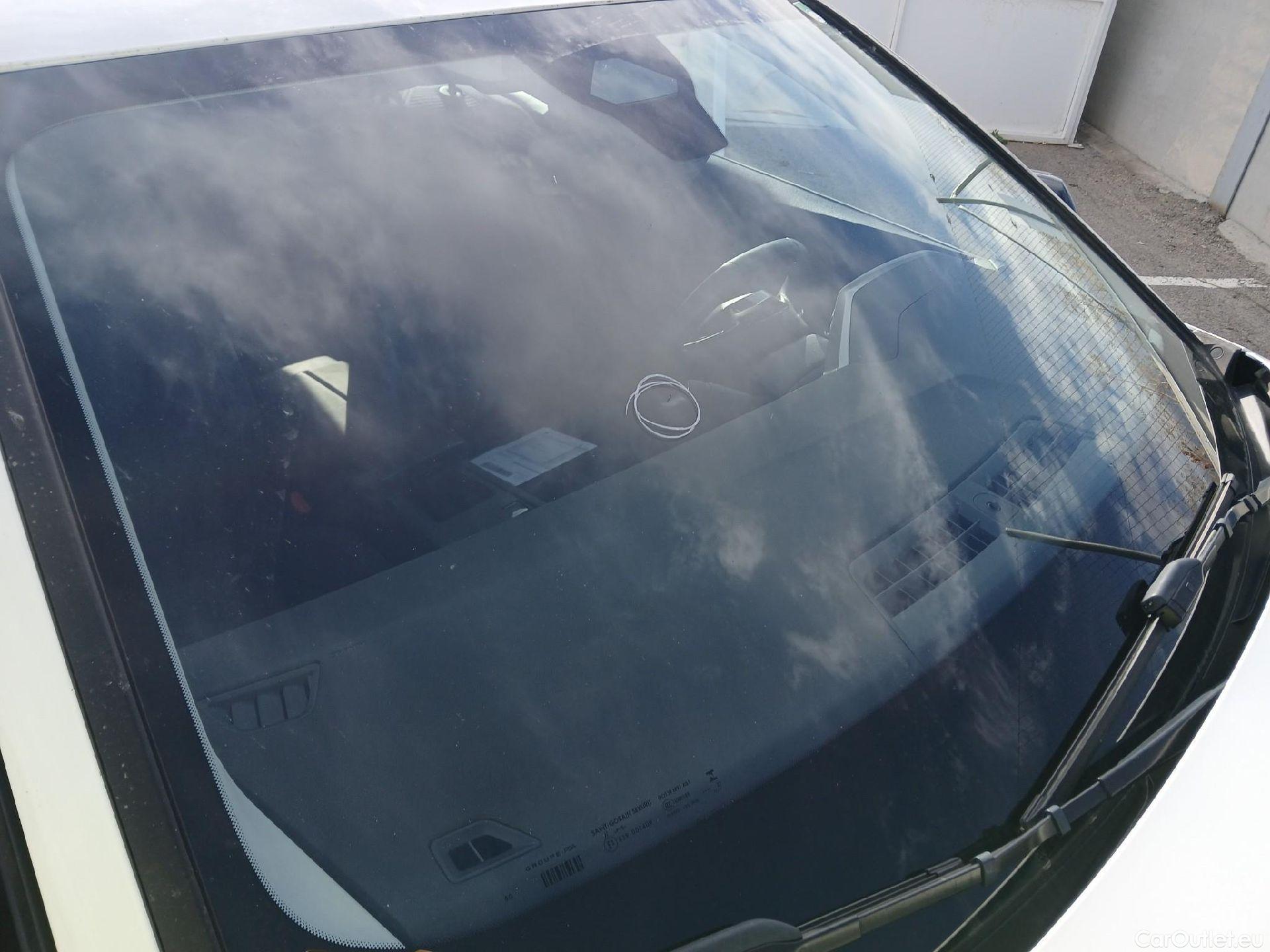 Peugeot  308 PEUGEOT  / 2021 / 5P / familiar SW Active Pack BlueHDi 130 S&S EAT8 #8