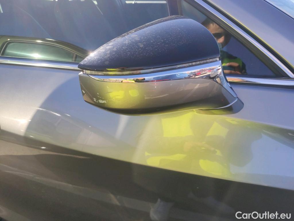  Lexus  UX LEXUS  / 2018 / 5P / todoterreno 2.0 250h Business Navigation (CX) #28