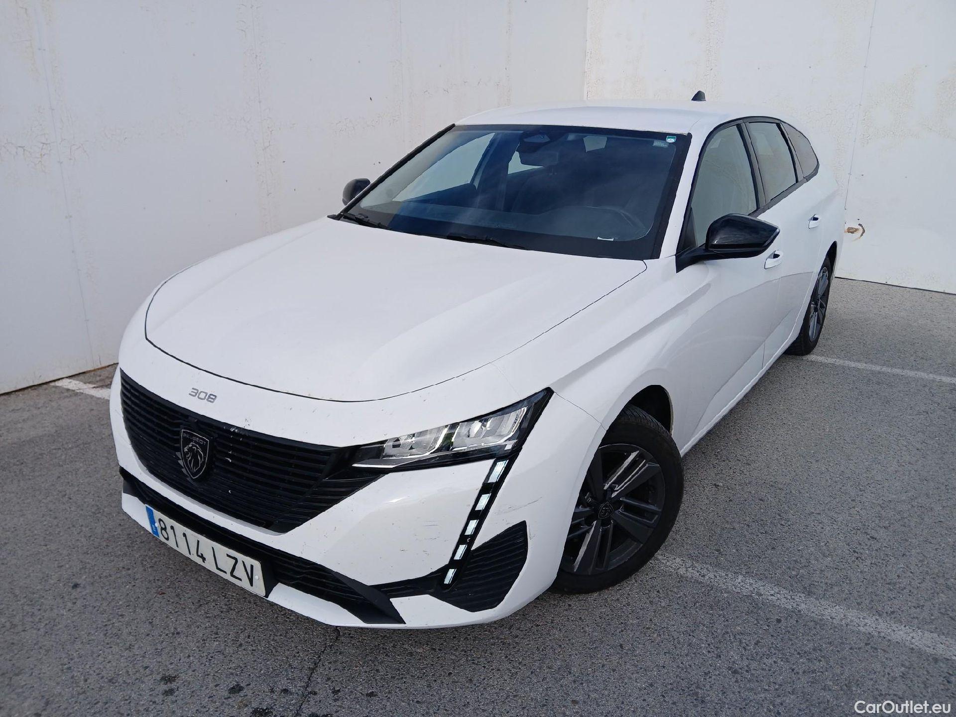 Peugeot  308 PEUGEOT  / 2021 / 5P / familiar SW Active Pack BlueHDi 130 S&S EAT8 #1