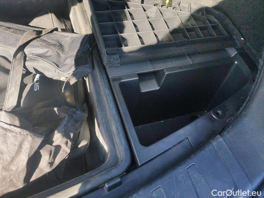  Lexus  UX LEXUS  / 2018 / 5P / todoterreno 2.0 250h Business Navigation (CX) #3