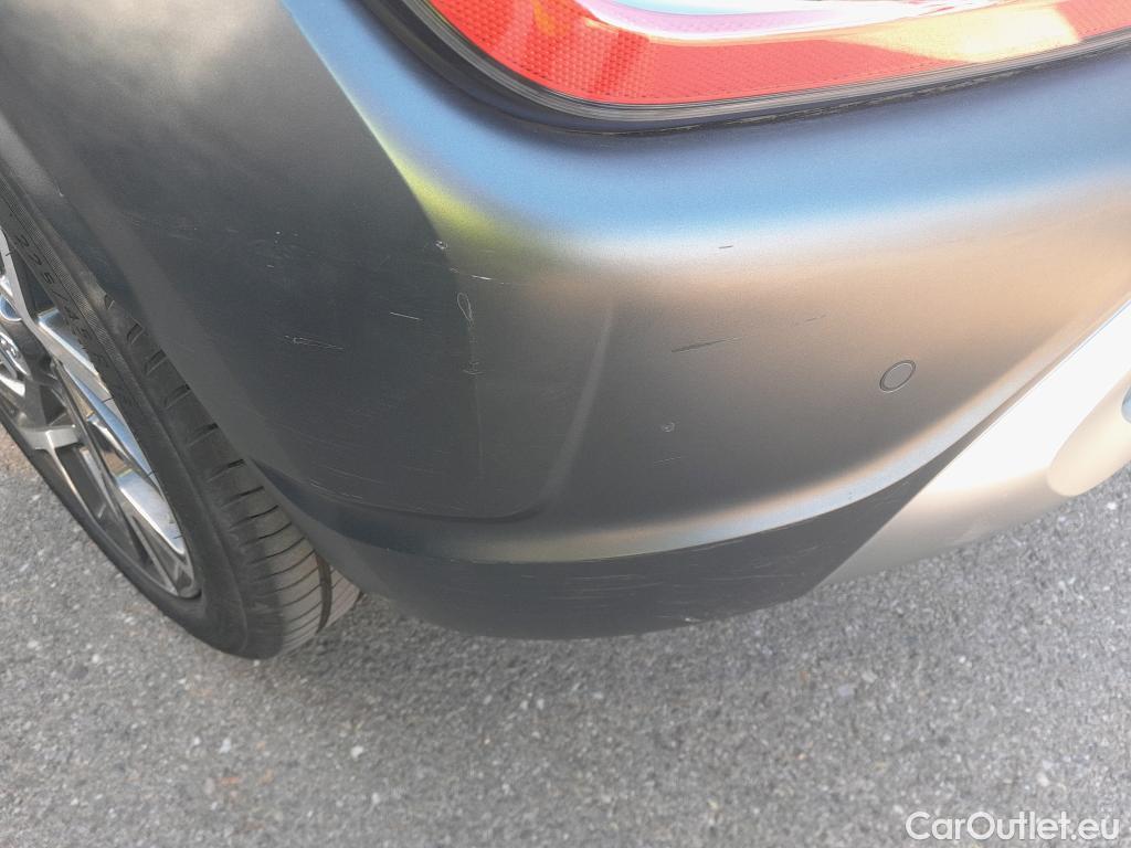 Hyundai  Konna HYUNDAI Kona / 2020 / 5P / todoterreno 1.6 GDI HEV Style Sky DCT #22
