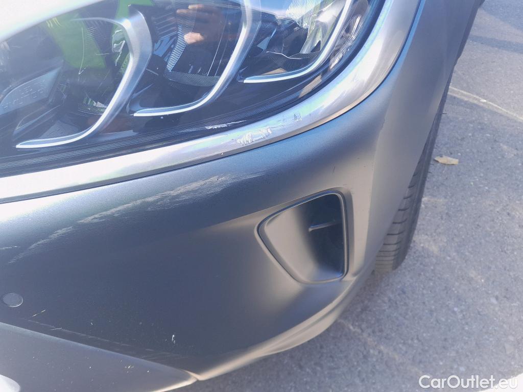 Hyundai  Konna HYUNDAI Kona / 2020 / 5P / todoterreno 1.6 GDI HEV Style Sky DCT #28