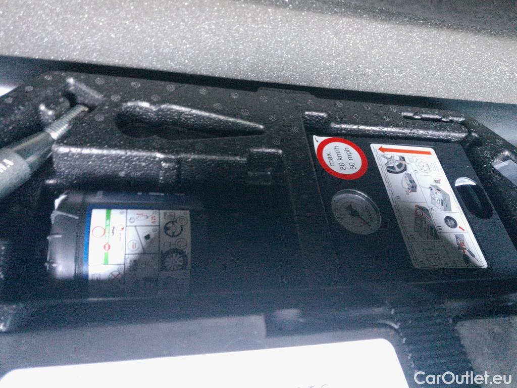 Volvo  XC 40 VOLVO XC40 / 2017 / 5P / todoterreno 1.5 T5 Twin Recharge Inscription Auto #10