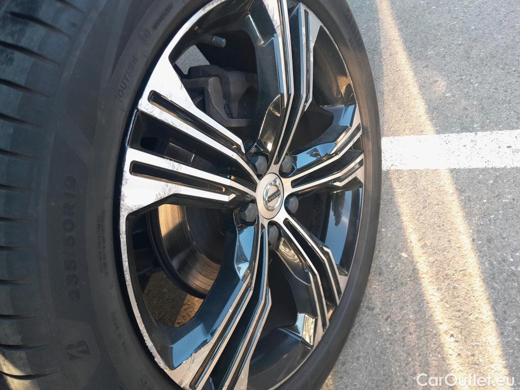 Volvo  XC 40 VOLVO XC40 / 2017 / 5P / todoterreno 1.5 T5 Twin Recharge Inscription Auto #14