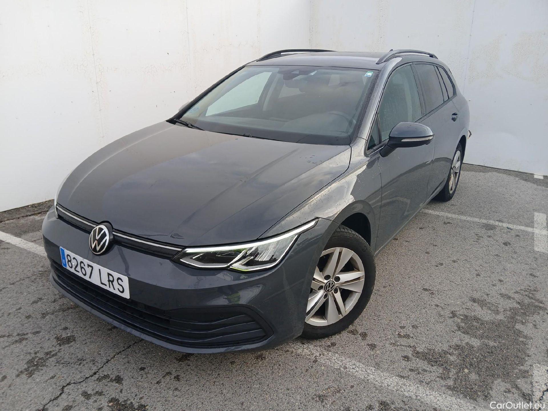 Volkswagen  Golf  VOLKSWAGEN / 2020 / 5P / familiar Life 2.0 TDI 85kW (115CV) Variant #1