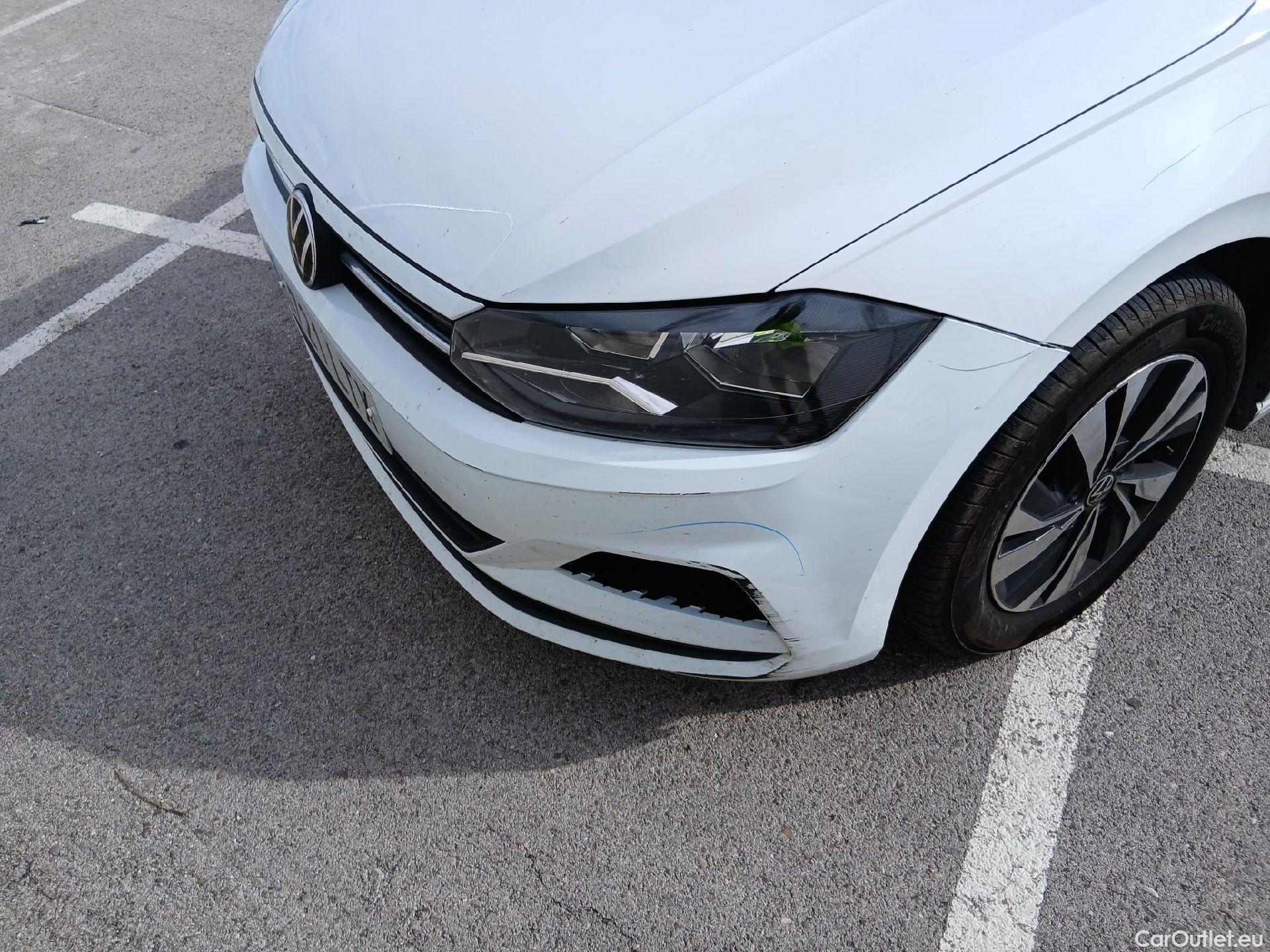 Volkswagen  Polo VOLKSWAGEN  / 2017 / 5P / berlina con portón Advance 1.0 TSI 70kW (95CV) #5