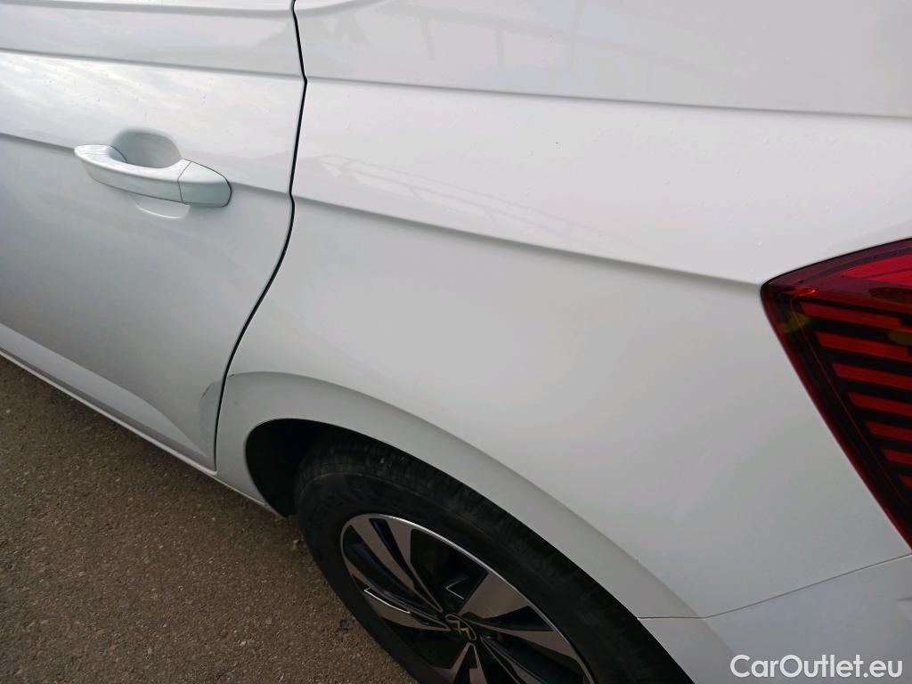 Volkswagen  Polo VOLKSWAGEN  / 2017 / 5P / berlina con portón Advance 1.0 TSI 70kW (95CV) #5