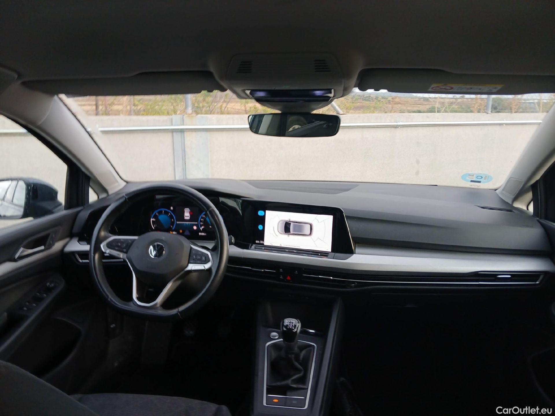 Volkswagen  Golf  VOLKSWAGEN / 2020 / 5P / familiar Life 2.0 TDI 85kW (115CV) Variant #3