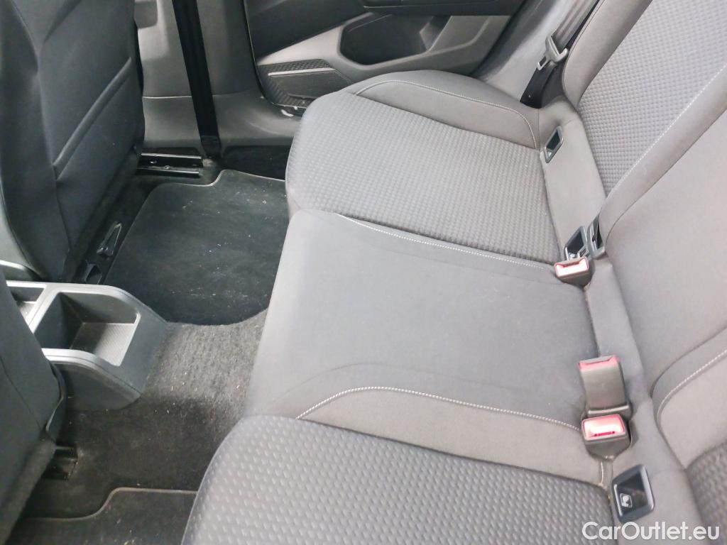 Volkswagen  Polo VOLKSWAGEN  / 2017 / 5P / berlina con portón Advance 1.0 TSI 70kW (95CV) #20