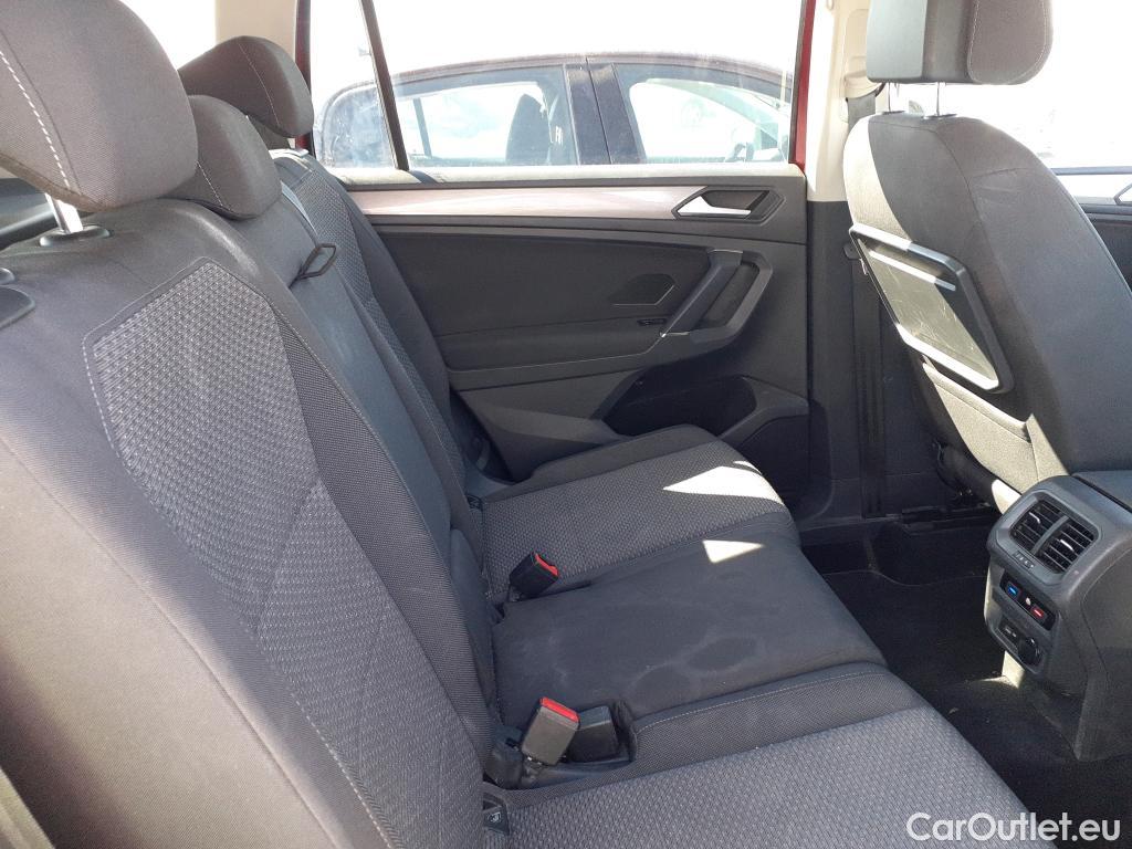 Volkswagen  Tiguan VOLKSWAGEN  Allspace / 2017 / 5P / todoterreno Advance 2.0 TDI 110kW (150CV) DSG #7