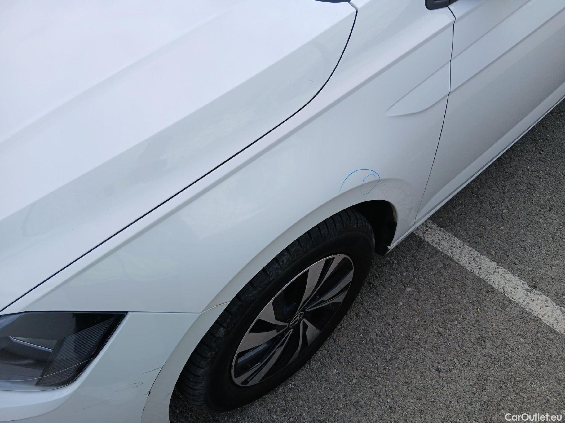 Volkswagen  Polo VOLKSWAGEN  / 2017 / 5P / berlina con portón Advance 1.0 TSI 70kW (95CV) #19