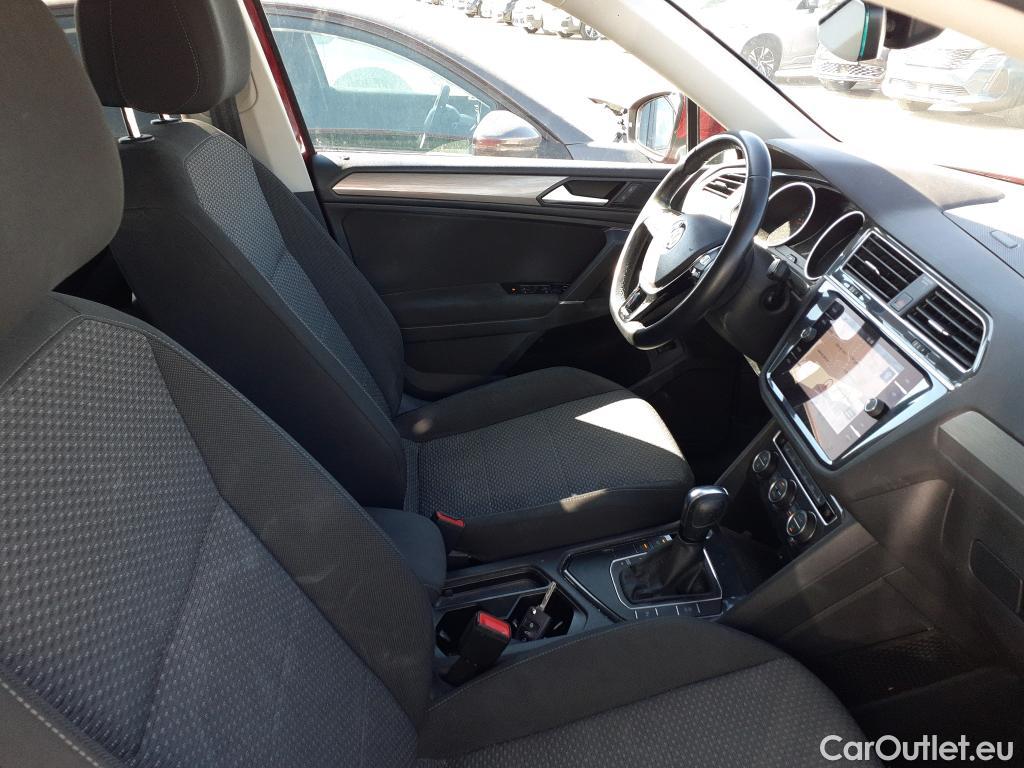 Volkswagen  Tiguan VOLKSWAGEN  Allspace / 2017 / 5P / todoterreno Advance 2.0 TDI 110kW (150CV) DSG #6