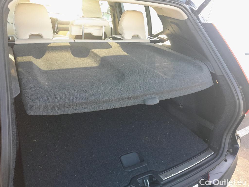 Volvo  XC 40 VOLVO XC40 / 2017 / 5P / todoterreno 1.5 T5 Twin Recharge Inscription Auto #8