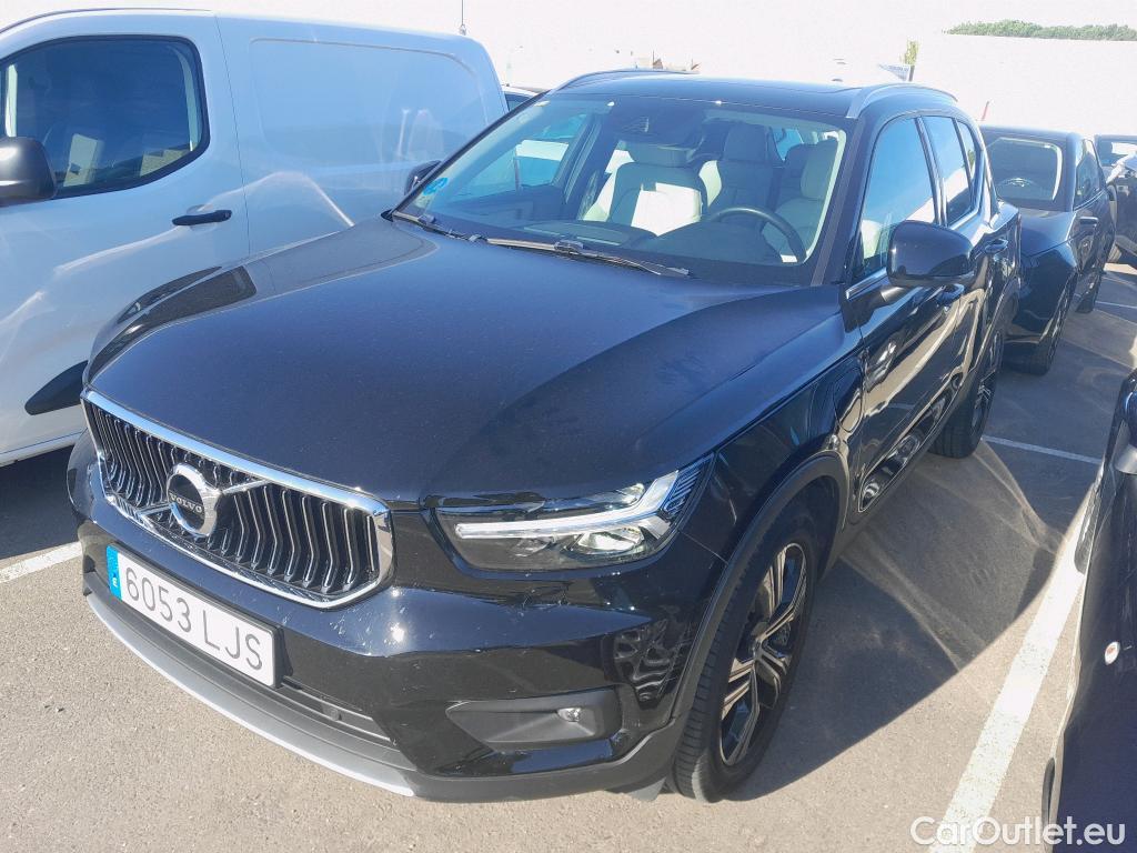 Volvo  XC 40 VOLVO XC40 / 2017 / 5P / todoterreno 1.5 T5 Twin Recharge Inscription Auto #1