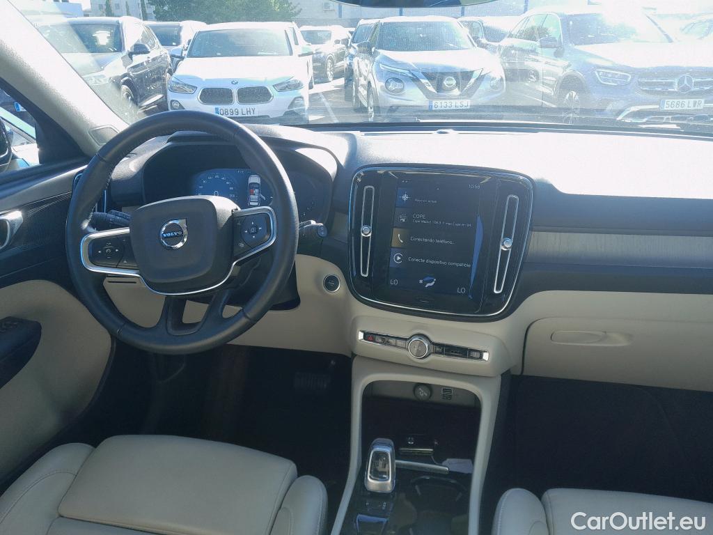 Volvo  XC 40 VOLVO XC40 / 2017 / 5P / todoterreno 1.5 T5 Twin Recharge Inscription Auto #3