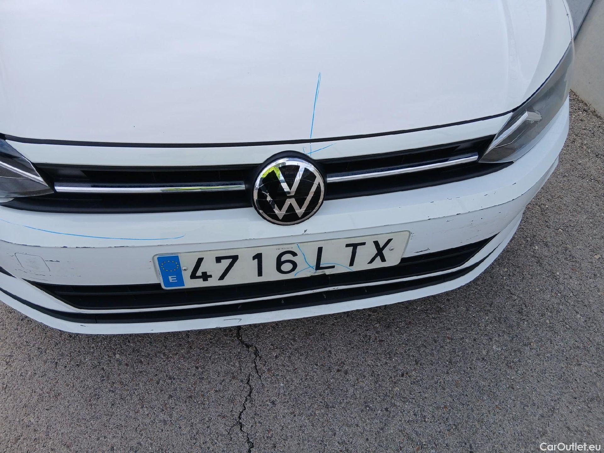 Volkswagen  Polo VOLKSWAGEN  / 2017 / 5P / berlina con portón Advance 1.0 TSI 70kW (95CV) #16
