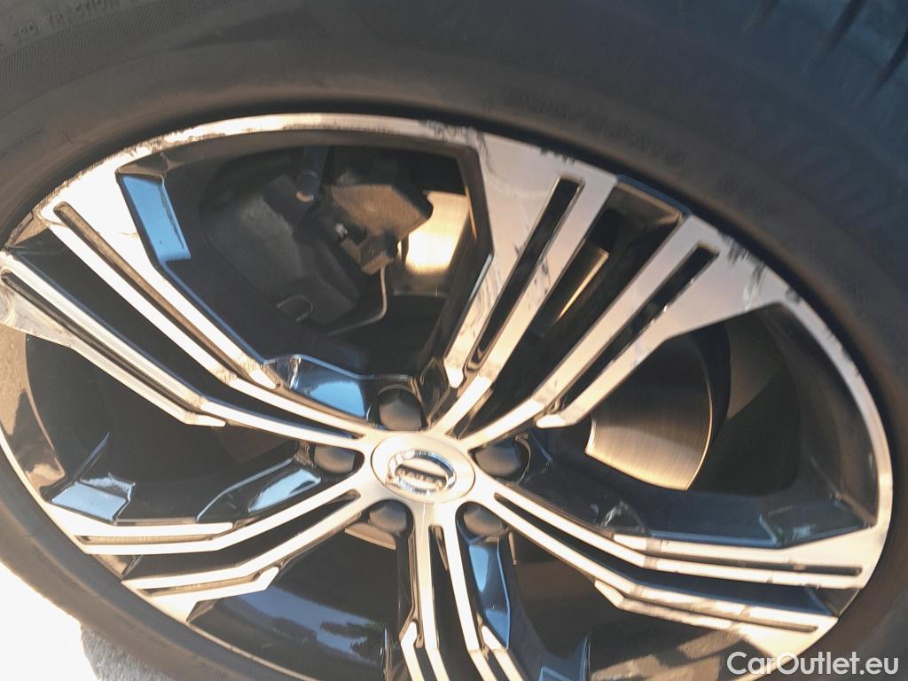 Volvo  XC 40 VOLVO XC40 / 2017 / 5P / todoterreno 1.5 T5 Twin Recharge Inscription Auto #13